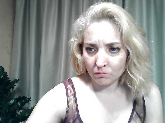 mariska-kiska live cam on BongaCams