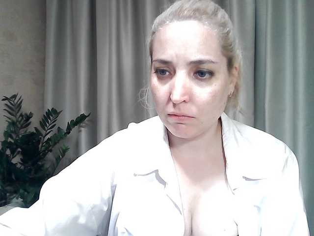 mariska-kiska live cam on BongaCams