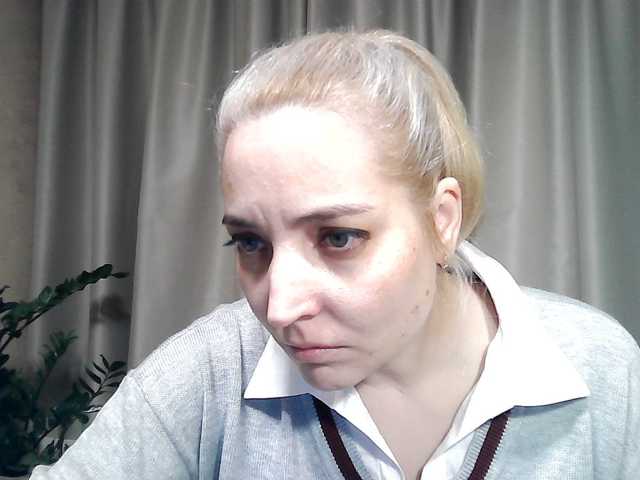 mariska-kiska live cam on BongaCams