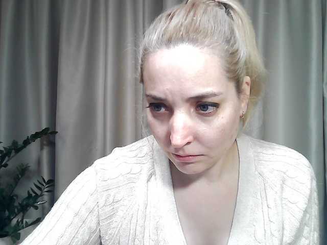 mariska-kiska live cam on BongaCams