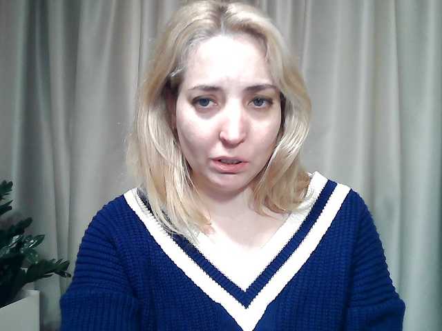 mariska-kiska's BongaCams show and profile