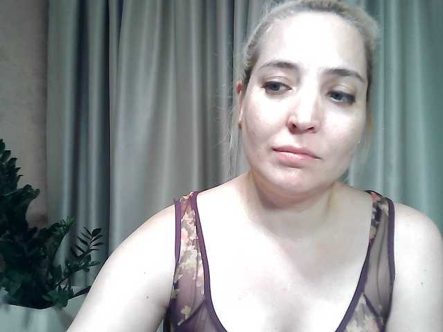 mariska-kiska live cam on BongaCams