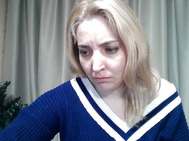 mariska-kiska's BongaCams show and profile