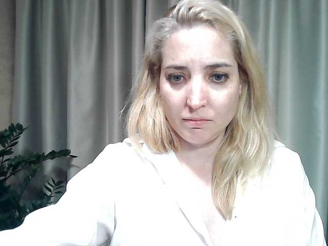 mariska-kiska live cam on BongaCams