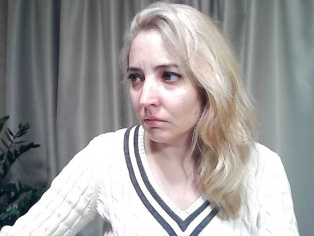 mariska-kiska live cam on BongaCams