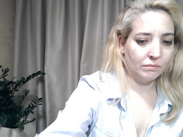 mariska-kiska live cam on BongaCams