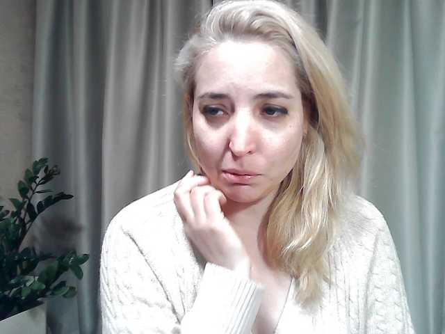 mariska-kiska live cam on BongaCams