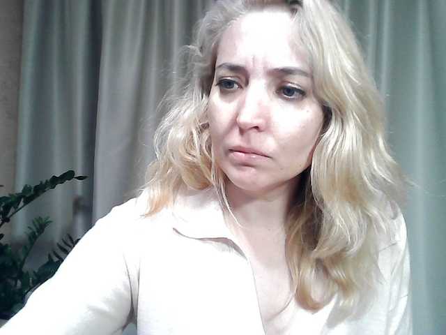 mariska-kiska live cam on BongaCams