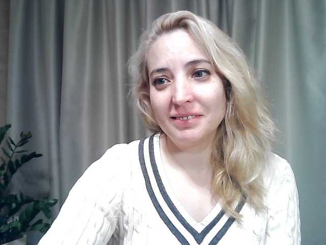 mariska-kiska live cam on BongaCams