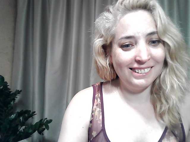 mariska-kiska live cam on BongaCams