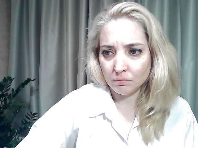 mariska-kiska live cam on BongaCams