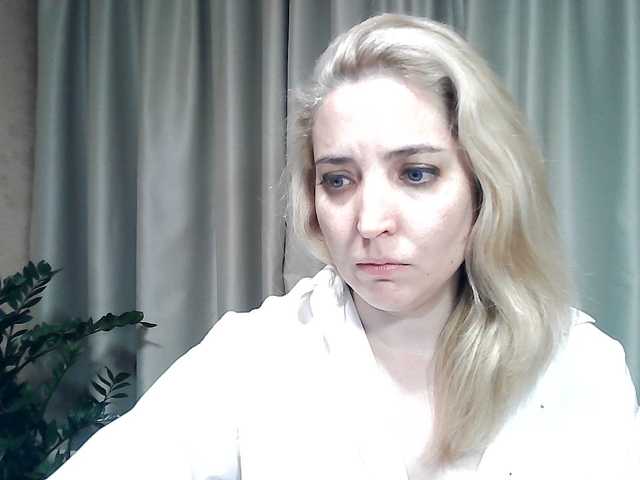 mariska-kiska live cam on BongaCams