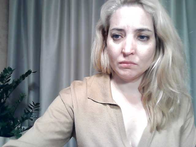 mariska-kiska live cam on BongaCams