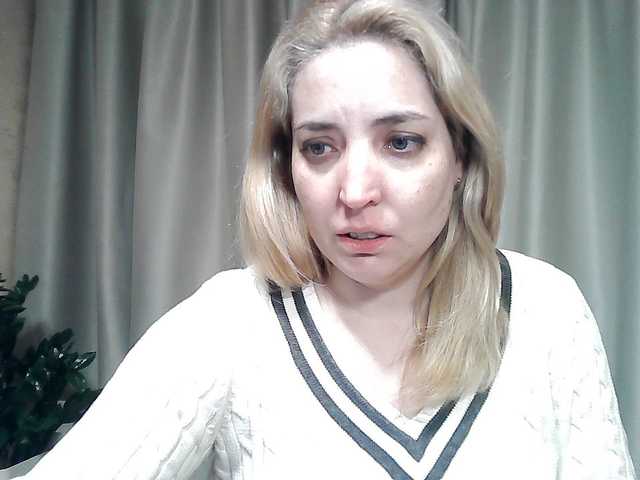 mariska-kiska's BongaCams show and profile