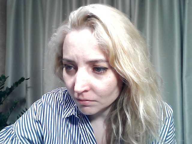 mariska-kiska live cam on BongaCams