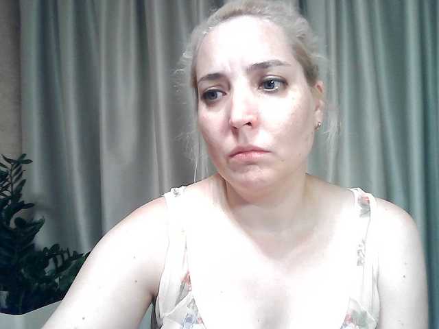 mariska-kiska live cam on BongaCams