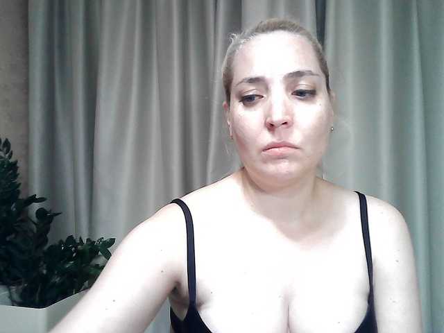 mariska-kiska live cam on BongaCams