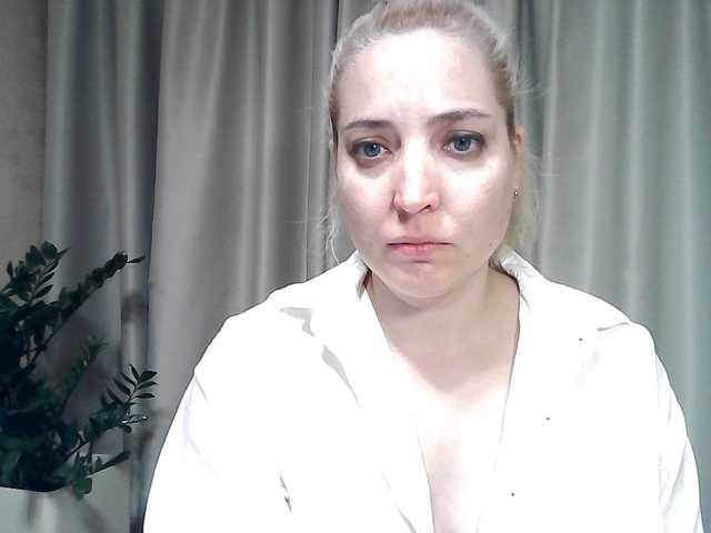 mariska-kiska live cam on BongaCams