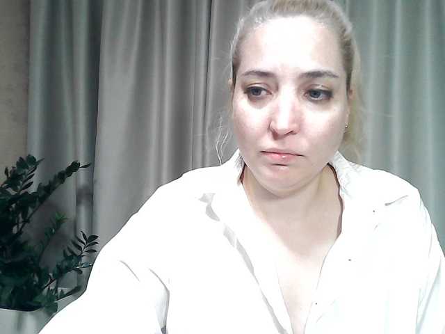mariska-kiska live cam on BongaCams