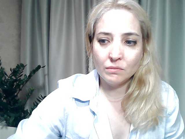 mariska-kiska live cam on BongaCams