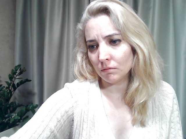 mariska-kiska live cam on BongaCams