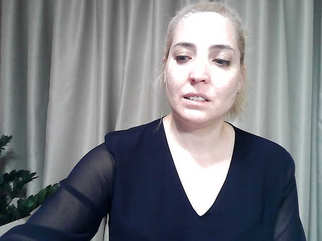 mariska-kiska live cam on BongaCams