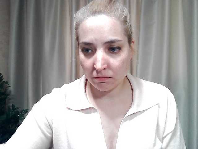 mariska-kiska's BongaCams show and profile