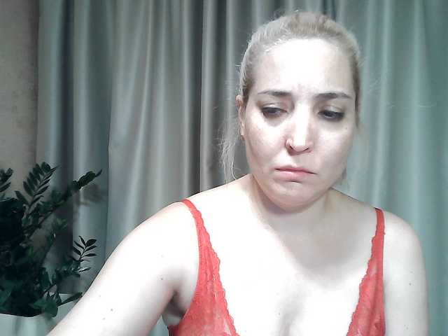 mariska-kiska live cam on BongaCams