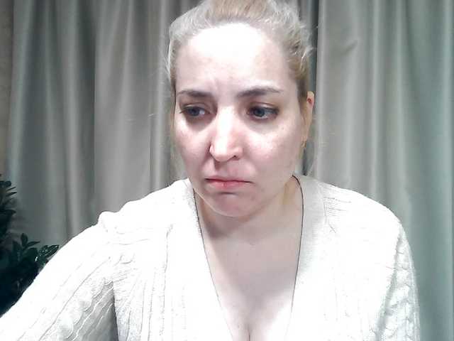 mariska-kiska's BongaCams show and profile