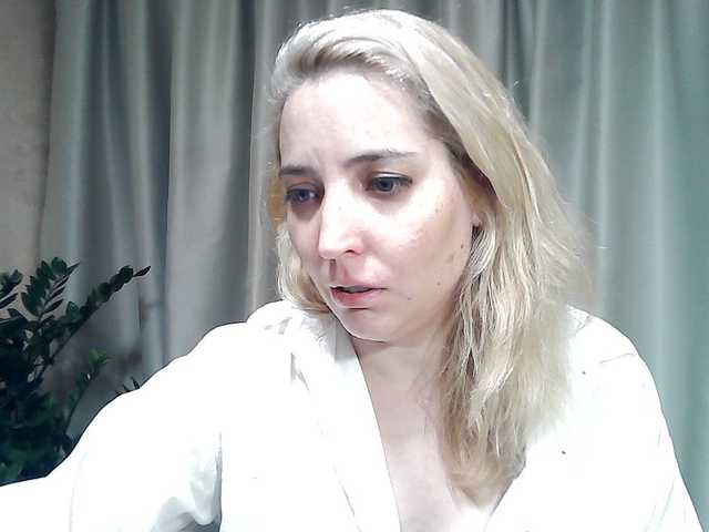 mariska-kiska live cam on BongaCams