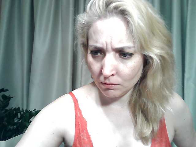 mariska-kiska live cam on BongaCams