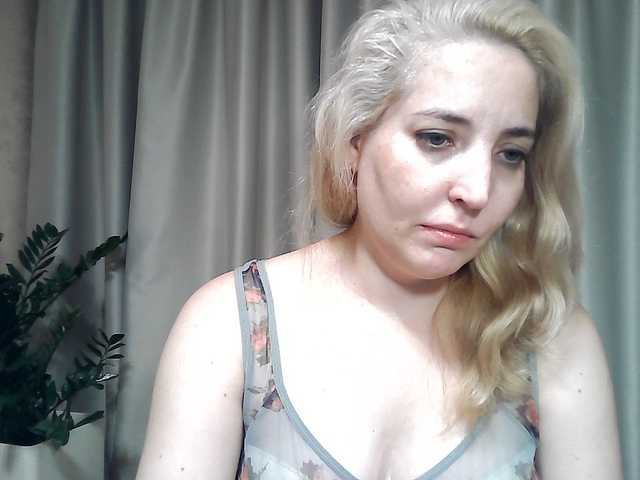 mariska-kiska live cam on BongaCams