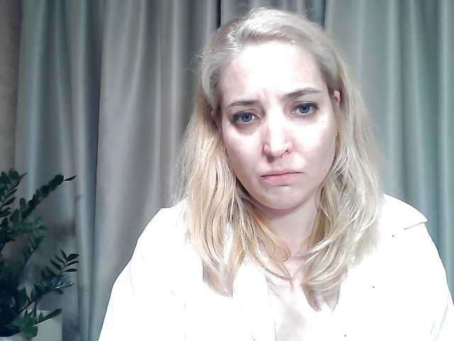 mariska-kiska live cam on BongaCams