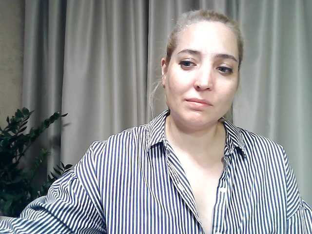mariska-kiska live cam on BongaCams