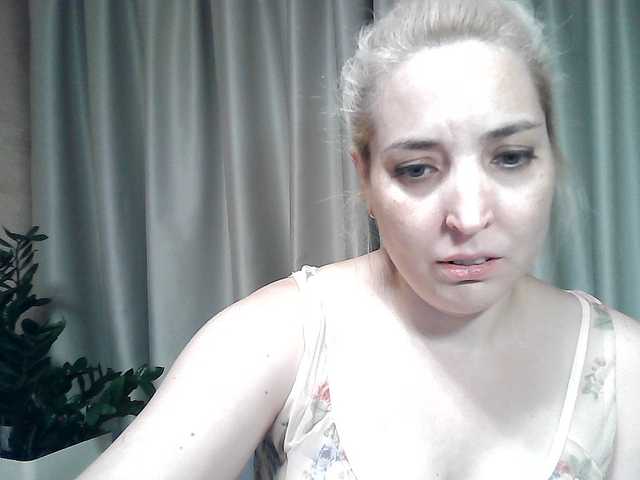 mariska-kiska live cam on BongaCams