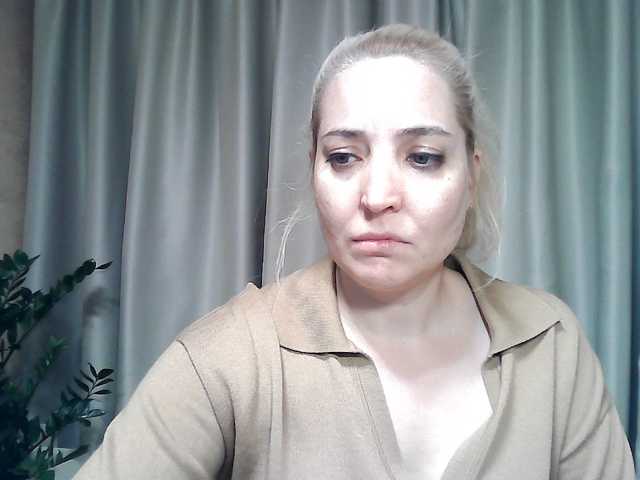 mariska-kiska live cam on BongaCams
