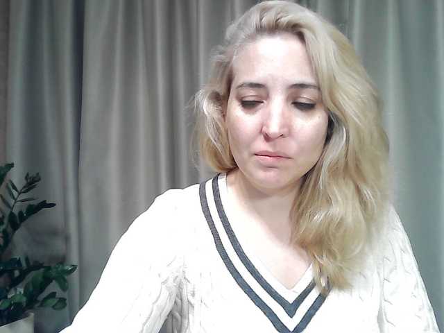 mariska-kiska live cam on BongaCams