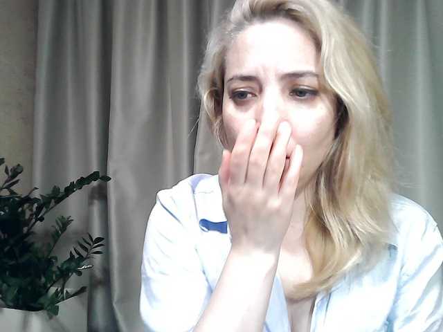 mariska-kiska live cam on BongaCams