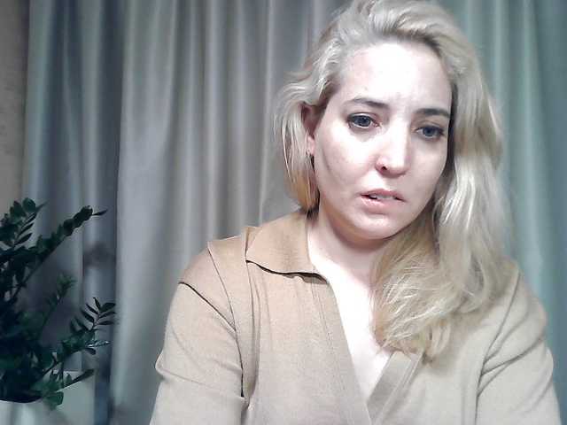 mariska-kiska live cam preview