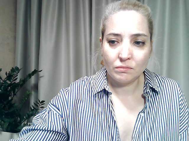 mariska-kiska live cam on BongaCams