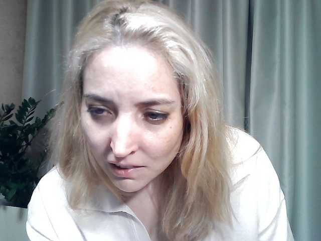 mariska-kiska live cam preview