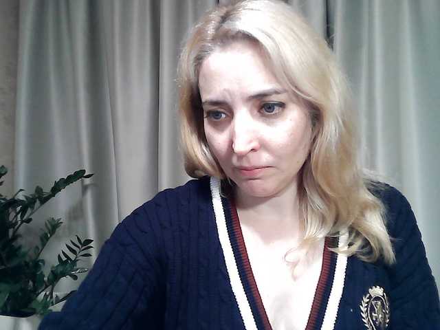 mariska-kiska live cam on BongaCams