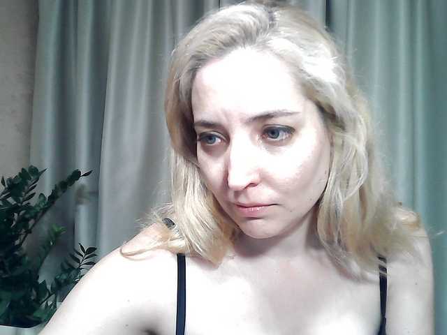 mariska-kiska live cam preview
