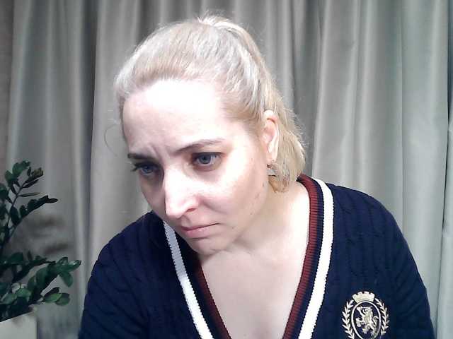mariska-kiska live cam on BongaCams