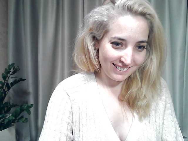 mariska-kiska live cam on BongaCams