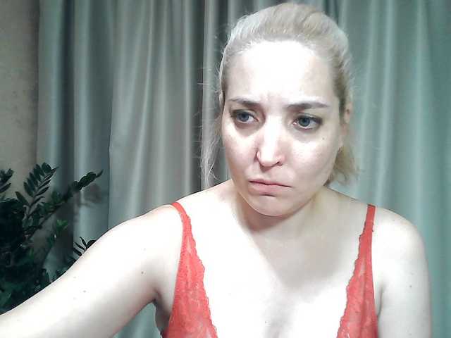 mariska-kiska live cam on BongaCams