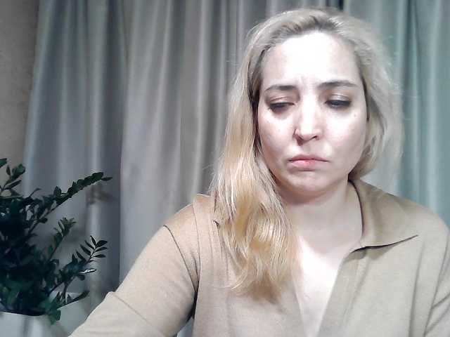 mariska-kiska live cam on BongaCams