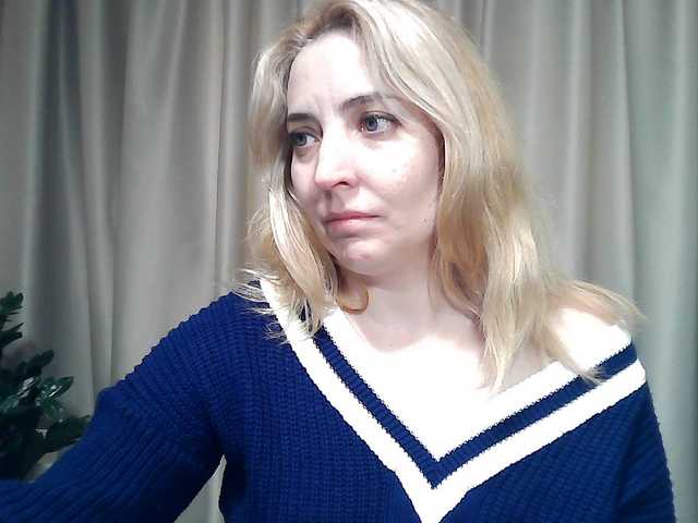 mariska-kiska's BongaCams show and profile