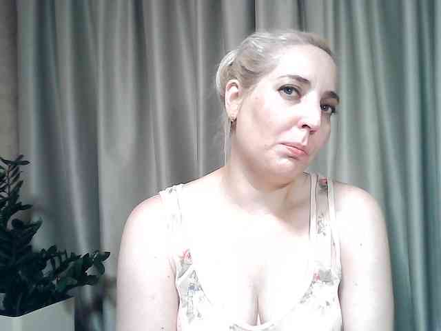 mariska-kiska Live Webcam on BongaCams