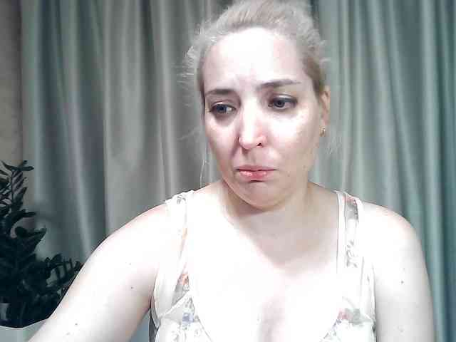 mariska-kiska Live Webcam on BongaCams